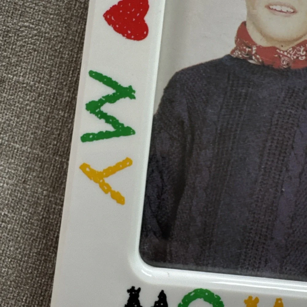 Vintage‎ I Love My Mommy Plastic Picture Crayon Style Photo 3.5 x 5.25